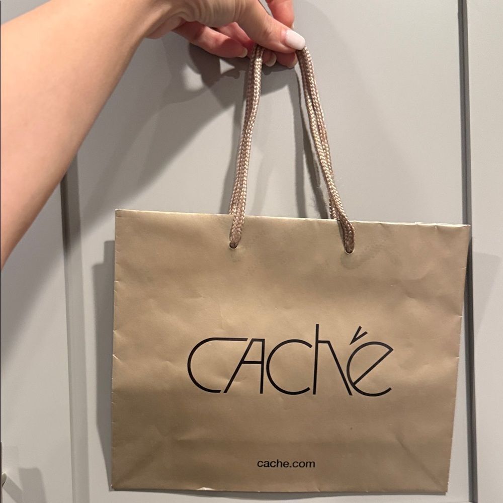 Cache Beige Women's Tote bundle 5